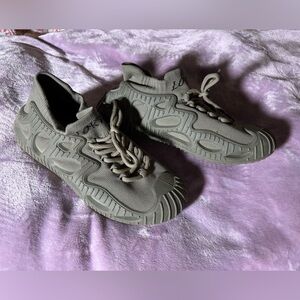 LOKWT, Olive Green, Running Sneakers